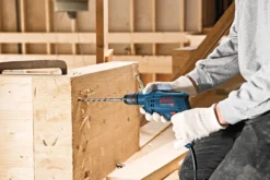 Bosch drill gbm 10 re 600w
