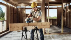 Bosch høvel gho 20-82