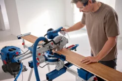 Bosch kapp-/gjæringssag gcm 305-216 d