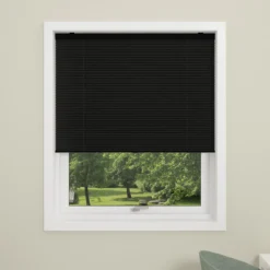 Debel plisségardin touch lysreduserende 80% sort 130x160