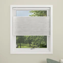 Debel plisségardin touch split lysdempende hvit 130x160