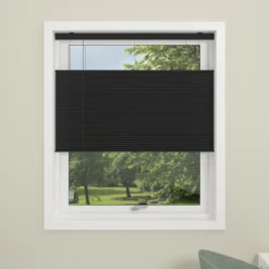 Debel plisségardin touch split lysdempende sort 100x160