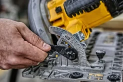 Dewalt sirkelsag 61 mm 1600w