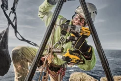 Dewalt slagdrill 18v xr børsteløs 5,0ah batteri