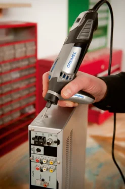 Dremel® forsats til grep for detaljarbeid
