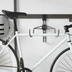 Elfa garage+ horisontal sykkelholder matt grå