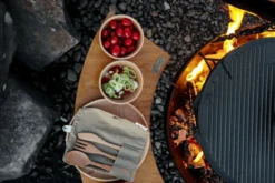 Espegard sidebord i tre