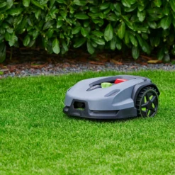 Grouw robotgressklipper clevr 1300m²