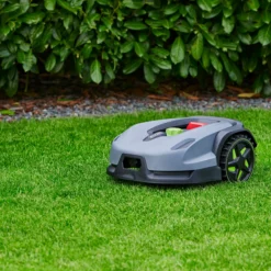 Grouw robotgressklipper clevr 1000m²