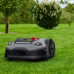 Grouw robotgressklipper ultra 2000m²
