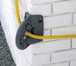 Hozelock føringsbrakett for slange