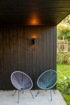 Lutec architectural brund vegghengt lampe matt sort