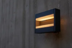 Lutec architectural conroy vegghengt lampe mørk grå