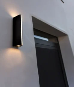 Lutec architectural leo vegghengt lampe sort