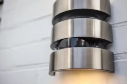 Lutec architectural maya vegghengt lampe rustfritt stål m/ sensor