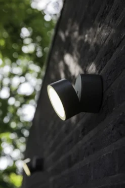 Lutec architectural trumpet vegghengt lampe mørk grå
