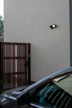 Lutec security shrimp vegglampe m/sensor ip54 matt sort