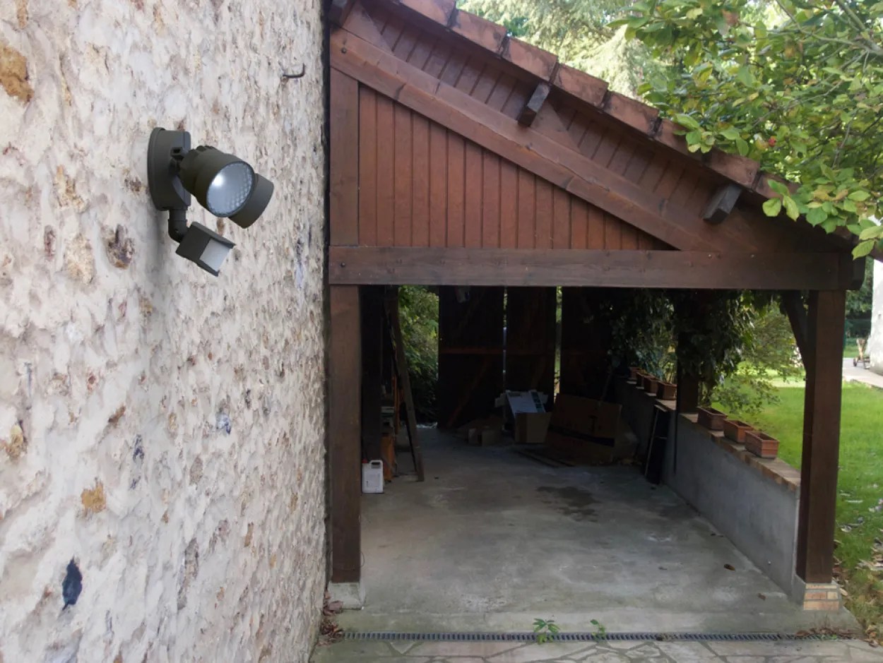 Lutec security shrimp vegglampe 2 lykter sort