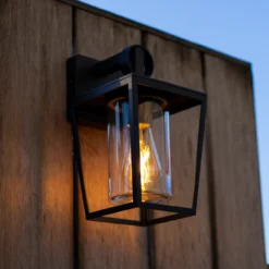 Lutec tradition west vegglampe matt sort
