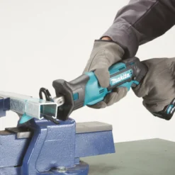 Makita bajonettsag 10.8v