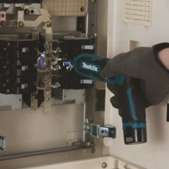 Makita slagskrutrekker td022dsj 7,2v