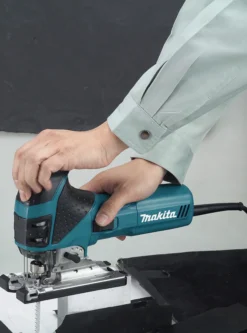 Makita stikksag 720w 4351fctj