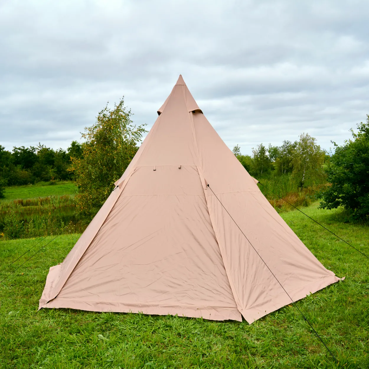 Outfit telt tipi 6 personer