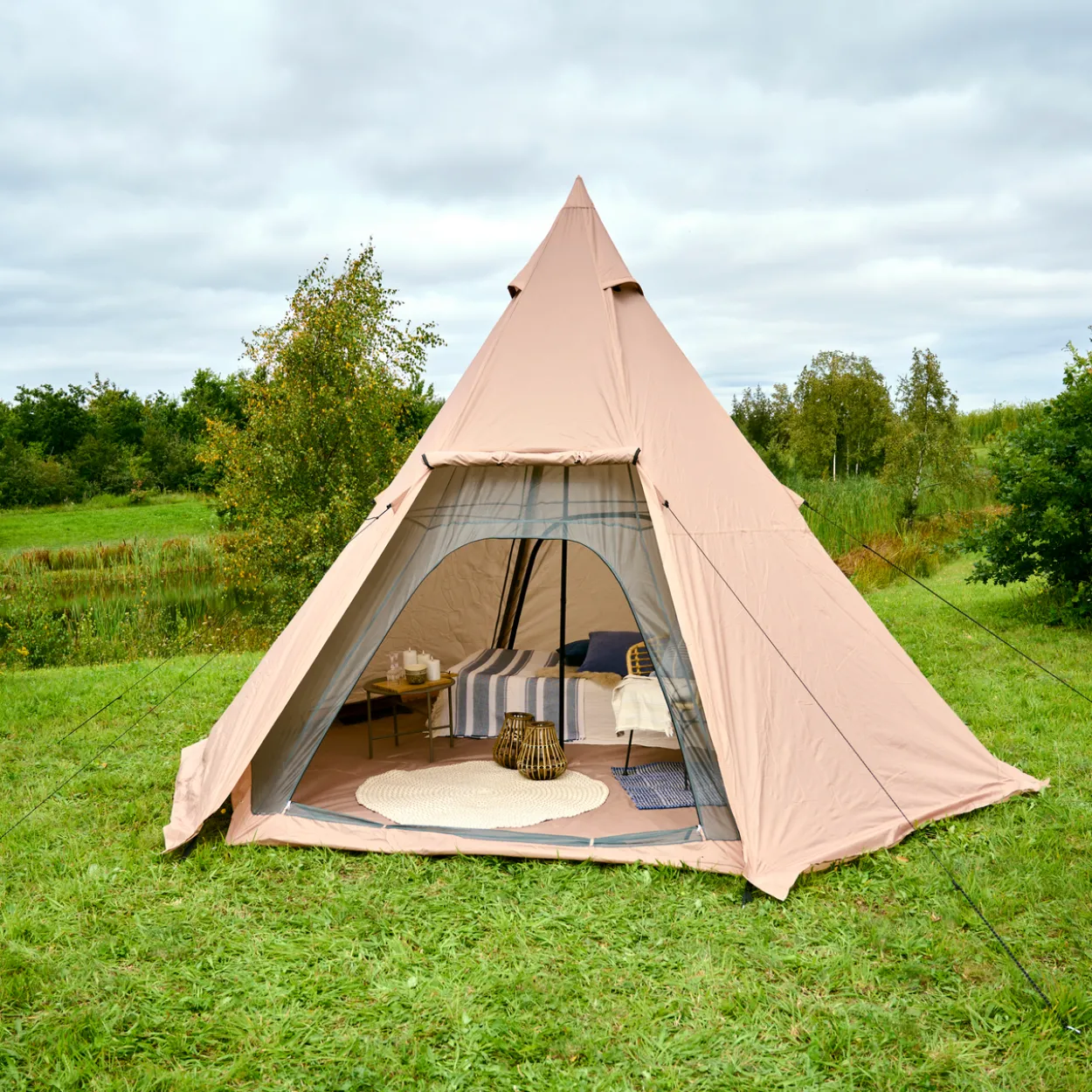 Outfit telt tipi 6 personer