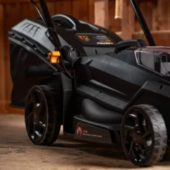 Revolt titan 2x18v gressklipper børsteløs