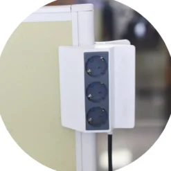 Skjøtekontakt 3-veis m/festeklemme og 1,5 meter kabel