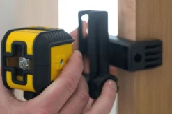 Stanley cubix krysslinjelaser grønn med stativ og veske
