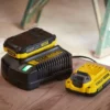 Stanley fatmax lader og batteri 18v 2x2,0ah