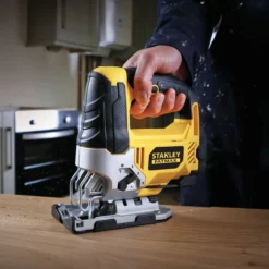 Stanley fatmax stikksag 710w i koffert