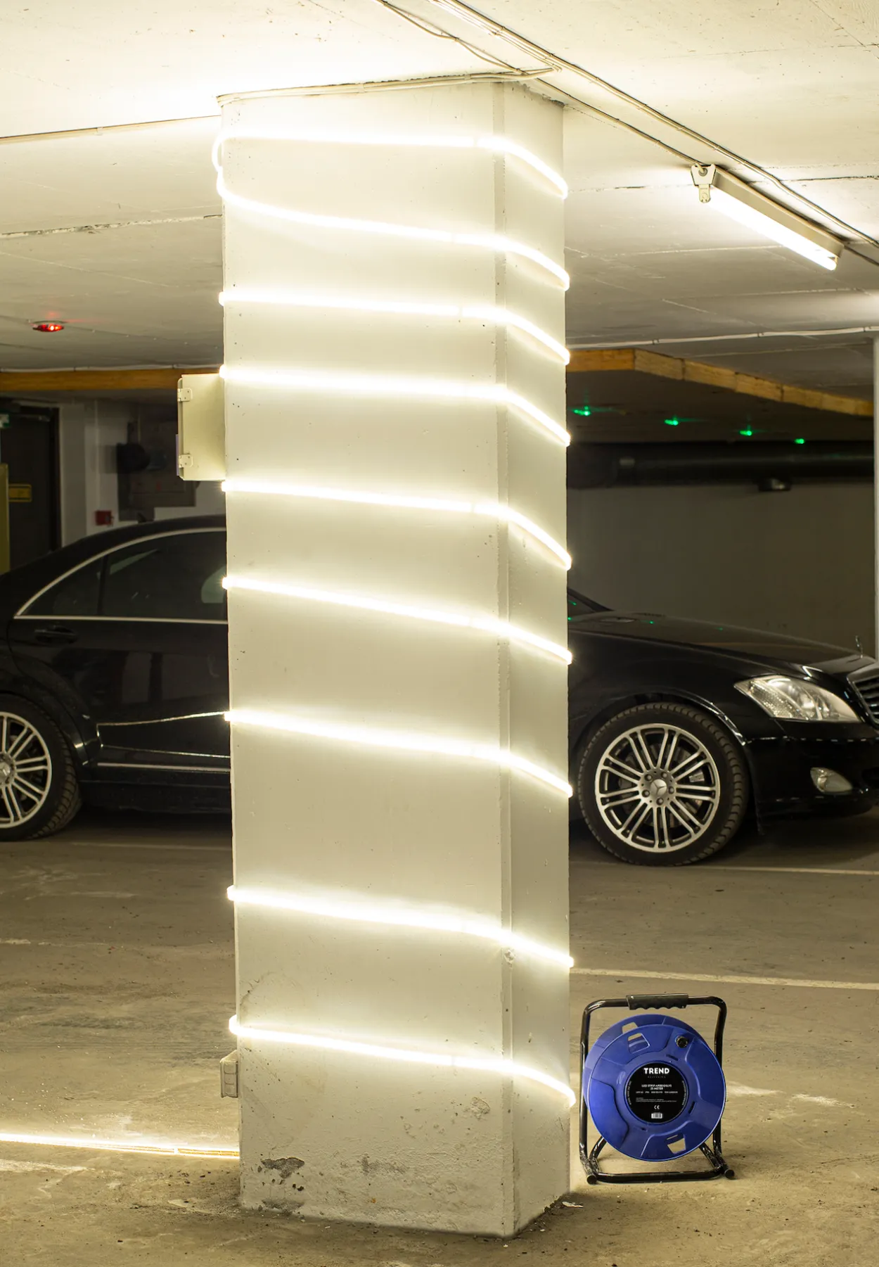 Trend arbeidslys led strip 25m trommel 3000k/1500l ip65