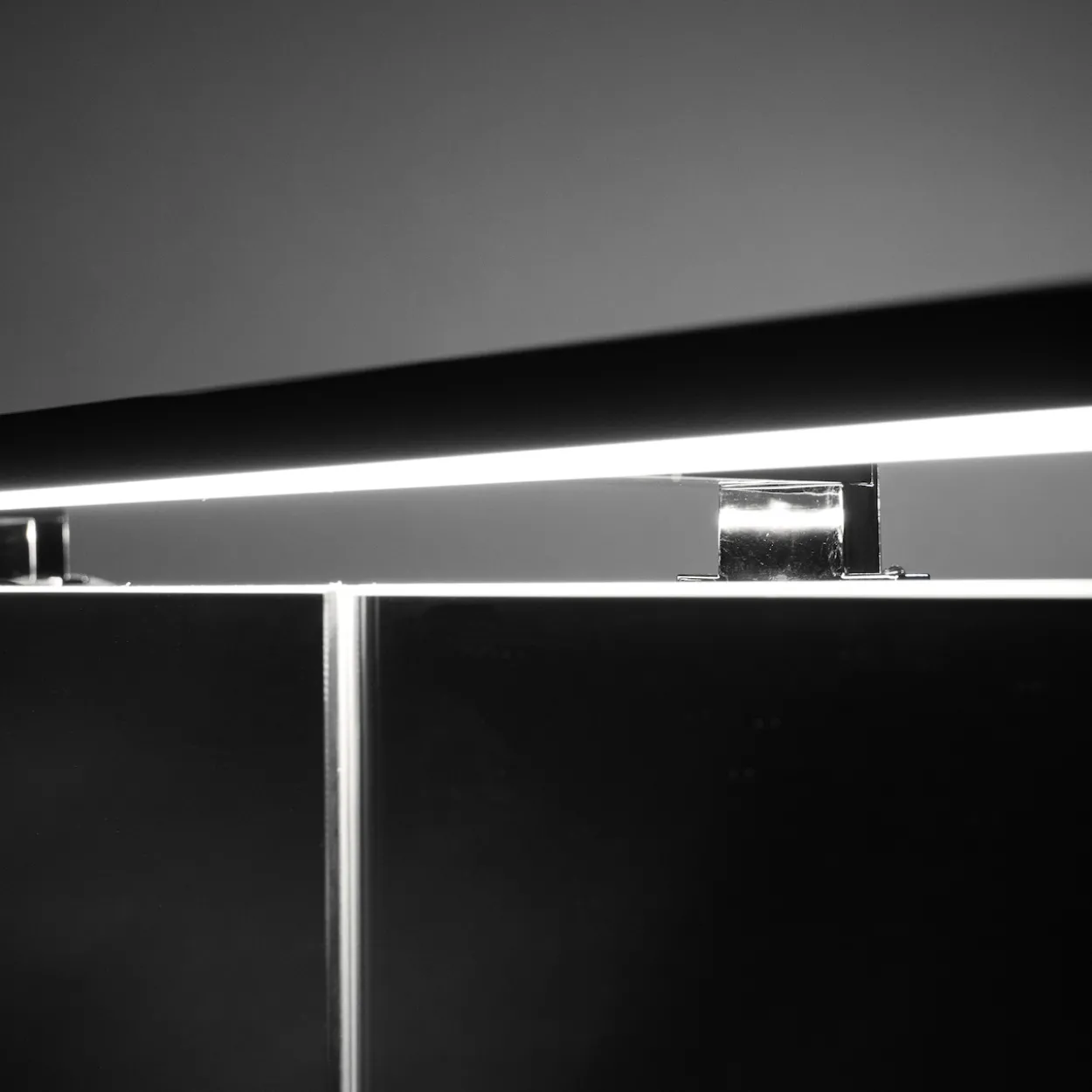 Trend emma led baderomslampe 80 cm dimbar, krom