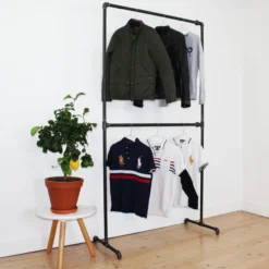 Tribeca frittstående klesstativ 210x63 sort