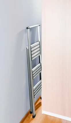 Wenko alu-design stige med 3 trinn satin